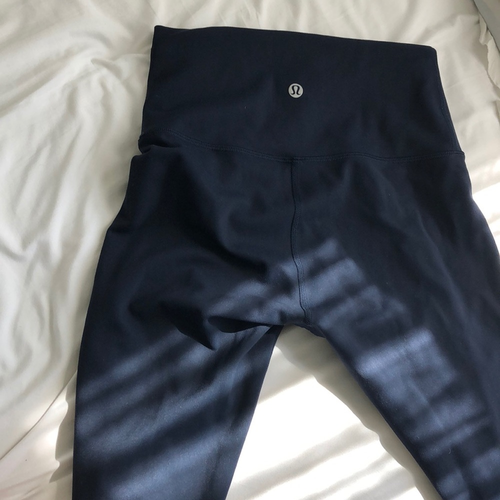 Navy blue lululemon leggings